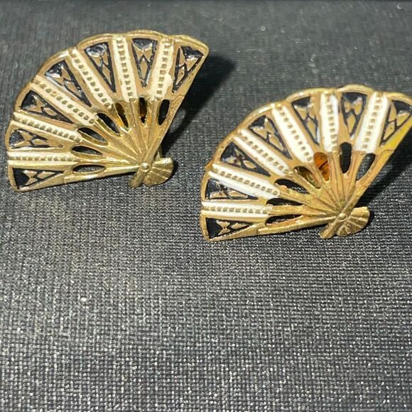 Jewelry - Antique Spanish Damascene vermeil enamel gold‎ tone fan clip on earrings
